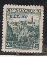 CZECH REPUBLIC CECA CZECHOSLOVAKIA CESKA CECOSLOVACCHIA 1937 BIT OVERPRINTED CASTLE OF ZVIKOV 2k MH - Nuovi