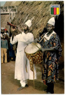 République Fédérale Du Cameroun - Musicien Au Village - Cameroun