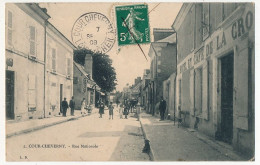 CPA - COUR-CHEVERNY (Loir Et Cher) - Rue Nationale - Cheverny