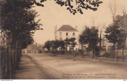 MANCHE EQUEURDREVILLE LA RUE DU SOURIRE ET L HOTEL RESTAURANT COUPPEY - Equeurdreville