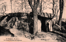 CPA - SAUMUR - Gd DOLMEN De Bagneux - Edition R.Dorange - Dolmen & Menhire