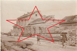 Photo 1916 OOSTKERKE (Diksmuide) - La Gare, Statie (A252, Ww1, Wk 1) - Diksmuide