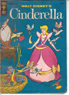 WALT  DISMNEY   COMICS   CINDERELLA    1965 - Otros Editores