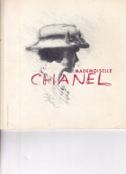 Mademoiselle CHANEL Comédie Des Champs-Elysées Croquis De Chanel Par Karl Lagerfeld BRESIL BIJOU CHANEL 2005 - Mode