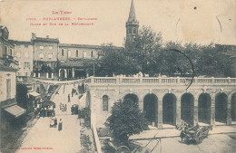 PUYLAURENS - N° 1002 - ESPLANADE HALLE ET RUE DE LA REPUBLUQUE - Puylaurens