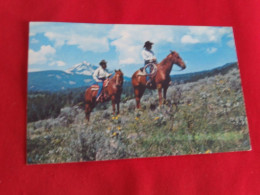 A Quiet Ride At Big Sky Of Montana...big Sky Montana ...cow Boy A Cheval - Sonstige & Ohne Zuordnung