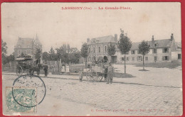 Lassigny ( Oise ) La Grande - Place . - Lassigny