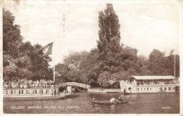 ROYAUME-UNI - Angleterre - Oxford - College Barges On The Isis - Carte Postale Ancienne - Oxford