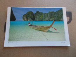 THAILANDE  THAILLAND KOH PEE PEE  MAYA BAY PEE PEE ISLANDS KRABI BATEAU ANIMEES  BEAU TIMBRE VINTAGE CAR - Thaïlande