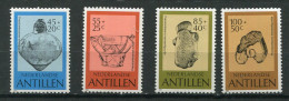 Antilles Néerlandaises ** N° 690 à 693 - Objets Précolombiens - Antilles