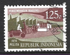 INDONESIE. N°844 Oblitéré De 1979. Industrie. - Usines & Industries