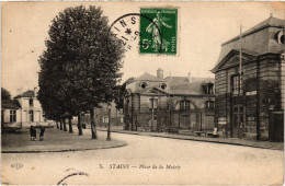 CPA STAINS Place De La Mairie (1353325) - Stains