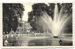 Bruxelles - Le Jet D'eau Au Parc Et Le Parlement - Bruxelles-ville