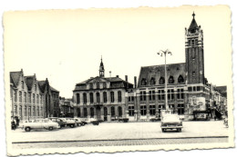 Roeselaere - Grote Markt En Stadhuis - Roeselare