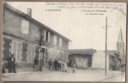 CPA 51 - VILLE SUR TOURBE - La Grande Rue - TB PLAN CENTRE VILLAGE - Jolie ANIMATION Devant GENDARMERIE Gendarme - Ville-sur-Tourbe