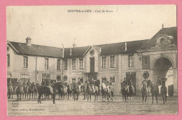 SAS0405  CPA   MONTIER-EN-DER  (Haute-Marne)  Cour Du  Haras    ++++++ - Montier-en-Der