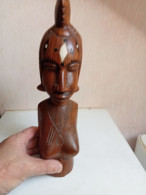 Statuette Ancienne Africaine En Bois Hauteur 31 Cm X 8 Cm - Art Africain