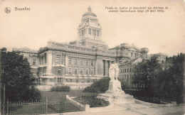 BELGIQUE - Bruxelles - Palais De Justice Et Monuments Aux Victimes Du Premier Navile Ecole - Carte Postale Ancienne - Monumenten, Gebouwen