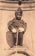 BELGIQUE - Bruxelles - Manneken Pis En Soldat Belge - Carte Postale Ancienne - Bauwerke, Gebäude