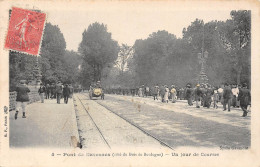 92-SURESNES- PONT DE SURESNES- CÔTE DU BOIS DE BOULOGNE - UN JOUR DE COURSES - Suresnes