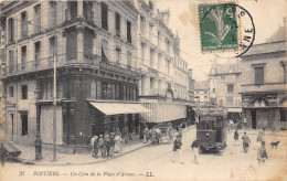 86-POITIERS- UN COIN DE LA PLACE D'ARME - Poitiers