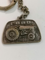 TRATTORI FORD  PORTACHIAVI  MEDAGLIA - Tracteurs