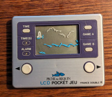 Jeu Électronique LCD Vintage "Pêche Au Requin" - France Double R - Andere & Zonder Classificatie