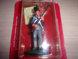 Soldat De Plomb " Carabinier De La Légion Italienne " - 1812 / 1815 - France - Empire - Delprado - Figurine - Soldats De Plomb