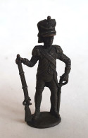 Rare FIGURINE KINDER  METAL 70's - SOLDATS NAPOLEONIENS 1804-1815 Artilleur 4 Artillerist (333) - Metal Figurines