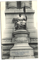 Bruxelles - Les Stautes De L'Arcade Monumentale - La Flandre Orientale Par Jef Lambeaux - Brussel (Stad)