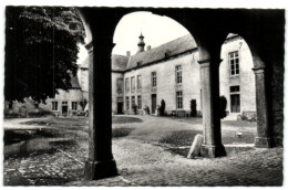 Falaën - Vue Cour Intérieure Du Château - Onhaye