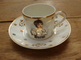 Tasse Et Soucoupe Impératrice Joséphine/Ajaccio, Porcelaine De Limoges - Limoges (FRA)