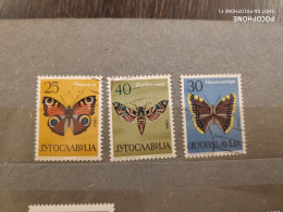 Yugoslavia	Butterfly (F49) - Oblitérés