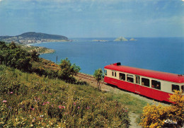 Ile Rousse * Arrivée De La Micheline * Autorail Train Machine Locomotive Ligne Chemin De Fer * Haute Corse 2B - Autres & Non Classés