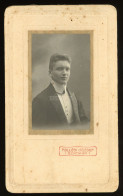 SZATMÁR / TISZABURA 1909. Hollósi : Férfi Cabinet Fotó Ifj. Chikán Béla - Old (before 1900)