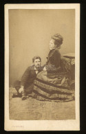 ÚJVIDÉK 1875. Ca. Ig. Reisz : Házaspár, Visit Fotó, Igen Ritka , érdekes Beállítás - Old (before 1900)