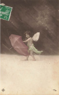 Ange Angelot Angel * Carte Photo * Avec Parapluie Ombrelle - Anges