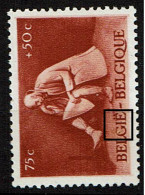 705  ** Points Blanc Et Noir Dans GIE - 1931-1960