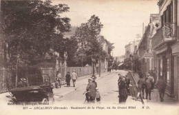 FRANCE - Arcachon - Boulevard De La Plage - Vu Du Grand Hôtel - Animé - Carte Postale Ancienne - Arcachon