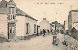 La Montagne * Pension D'Ouvriers * Le Bourg Du Village * Villageois Enfants - La Montagne