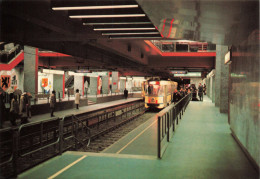 TRANSPORT - Intérieure De La Gare - Colorisé - Carte Postale - Stations With Trains