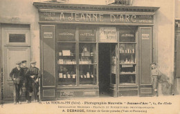 La Tour Du Pin * Devanture Photographie Nouvelle A. DEBAUGE A Jeanne D'Arc 64 Rue D'italie , éditeur Cartes Postales - La Tour-du-Pin