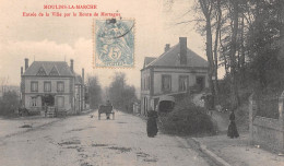 MOULINS-la-MARCHE (Orne) - Entrée De La Ville Par La Route De Mortagne - Voyagé 1906 (2 Scans) - Moulins La Marche