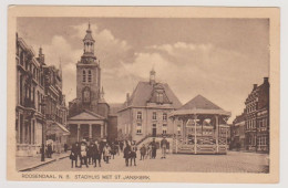 Roosendaal - Stadhuis Met St. Janskerk En Volk - Roosendaal
