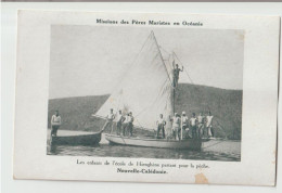 ARCHIPEL DES SAMOA. Les Enfants De L'école De Hienghène Partant Pour La Pêche. - Samoa