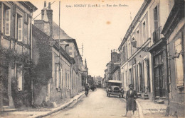 CPA 37 SONZAY / LA RUE DES ECOLES / Cliché Rare - Sonstige & Ohne Zuordnung