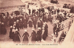 St Jean De Monts * Une Ronde Maraichine * Danse Folklore Coiffe - Saint Jean De Monts