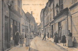 CPA 52 JOINVILLE / LA RUE DE LA FONTAINE - Sonstige & Ohne Zuordnung