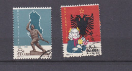 Chine 1962, La Serie Complete , Anniversaire De L'indépendance De L'Albanie. 2 Timbres, Scan Recto Verso - Gebraucht