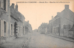 CPA 89 LAROCHE SAINT CYDROINE / GRANDE RUE / QUARTIER DE LA GENDARMERIE - Autres & Non Classés